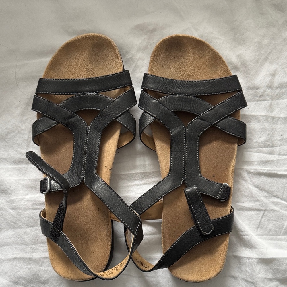 Naturalizer Black Strappy Sandals - Gently Used; Size 10